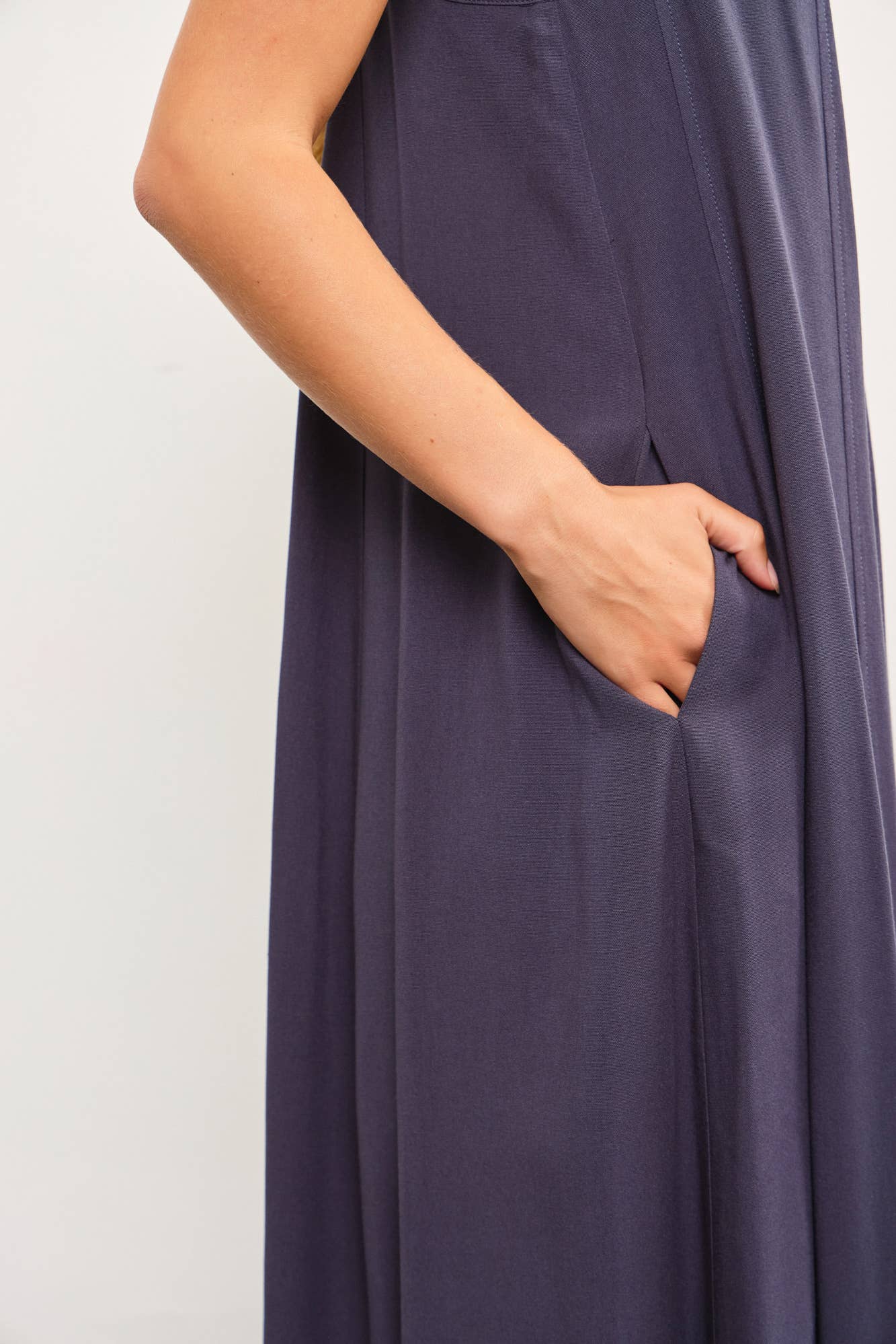FLOWY CAMI DRESS