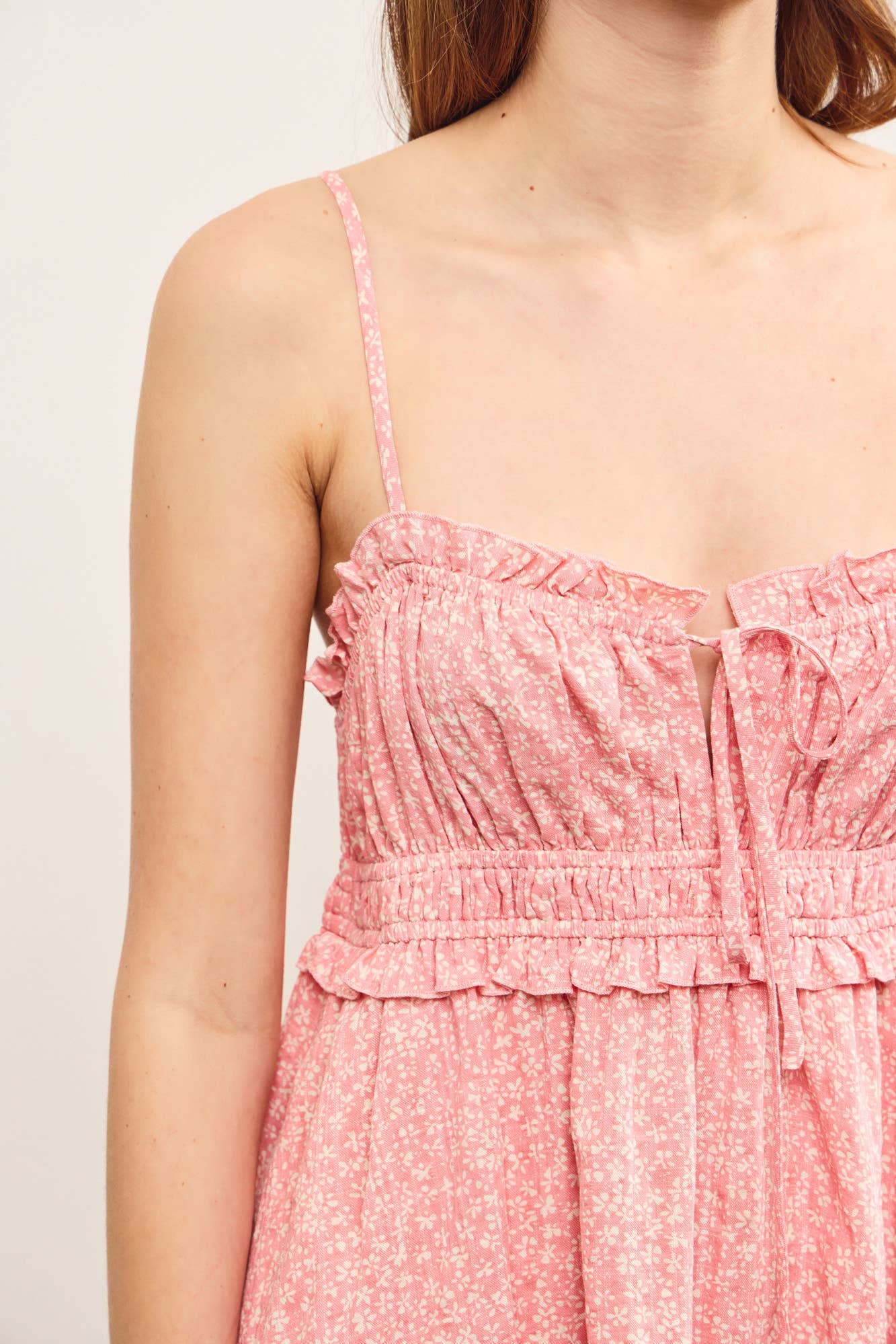 GATHERED FRONT RUFFLE HEM FLOWY CAMI DRESS