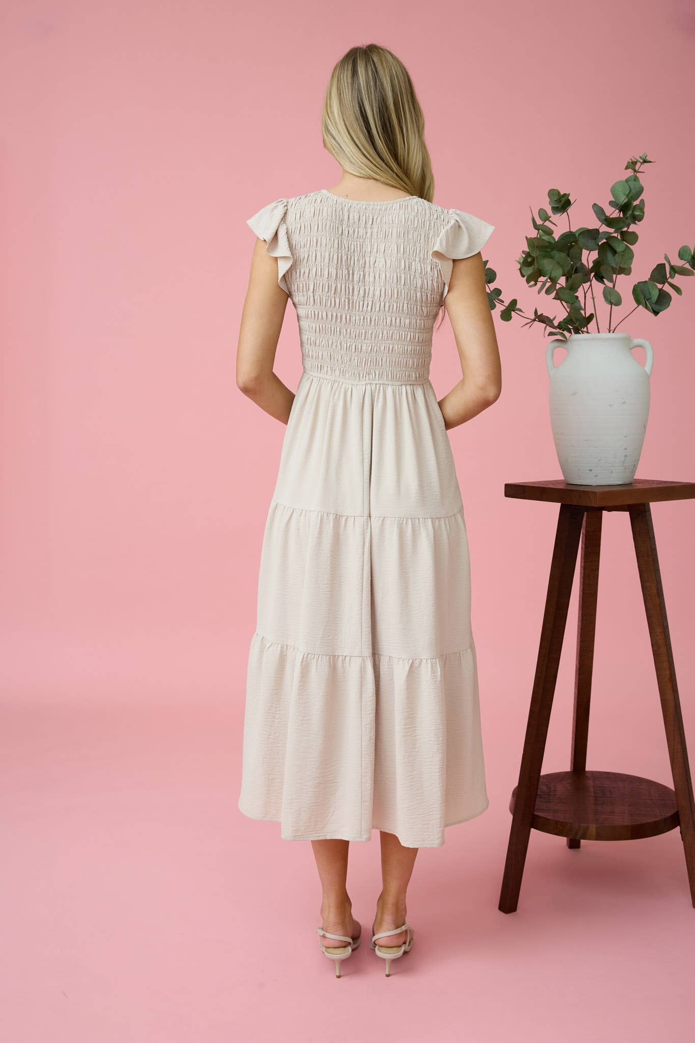FLUTTER SLEEVE MAXI DRESS: KHAKI