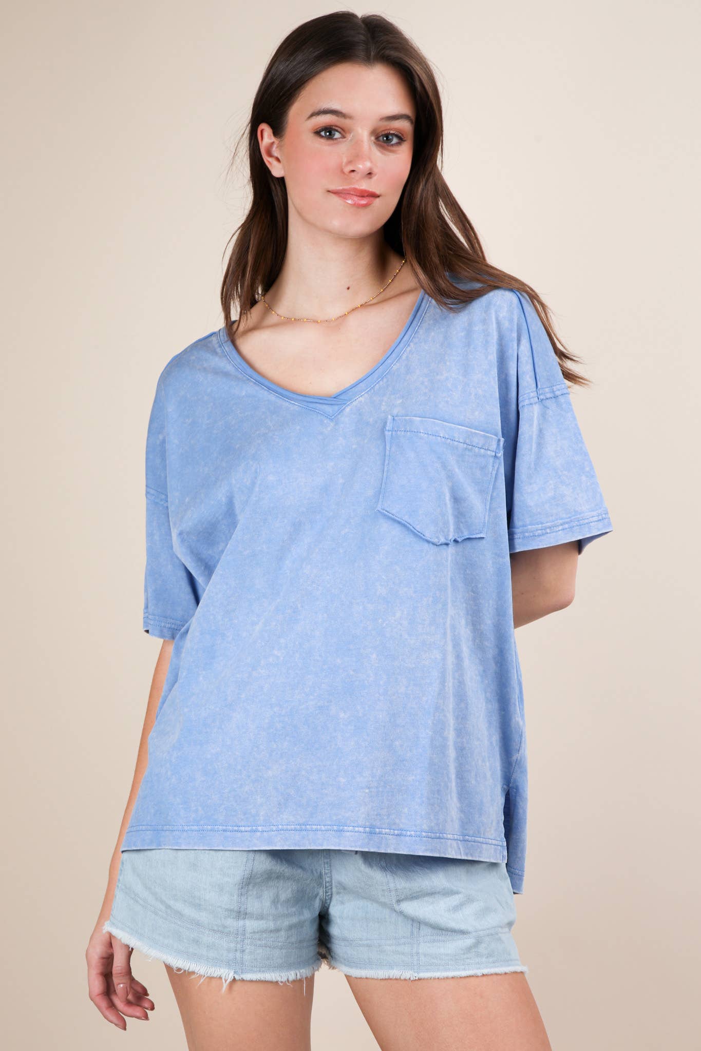 NT11966-Mineral Washed V-Neck Knit Top