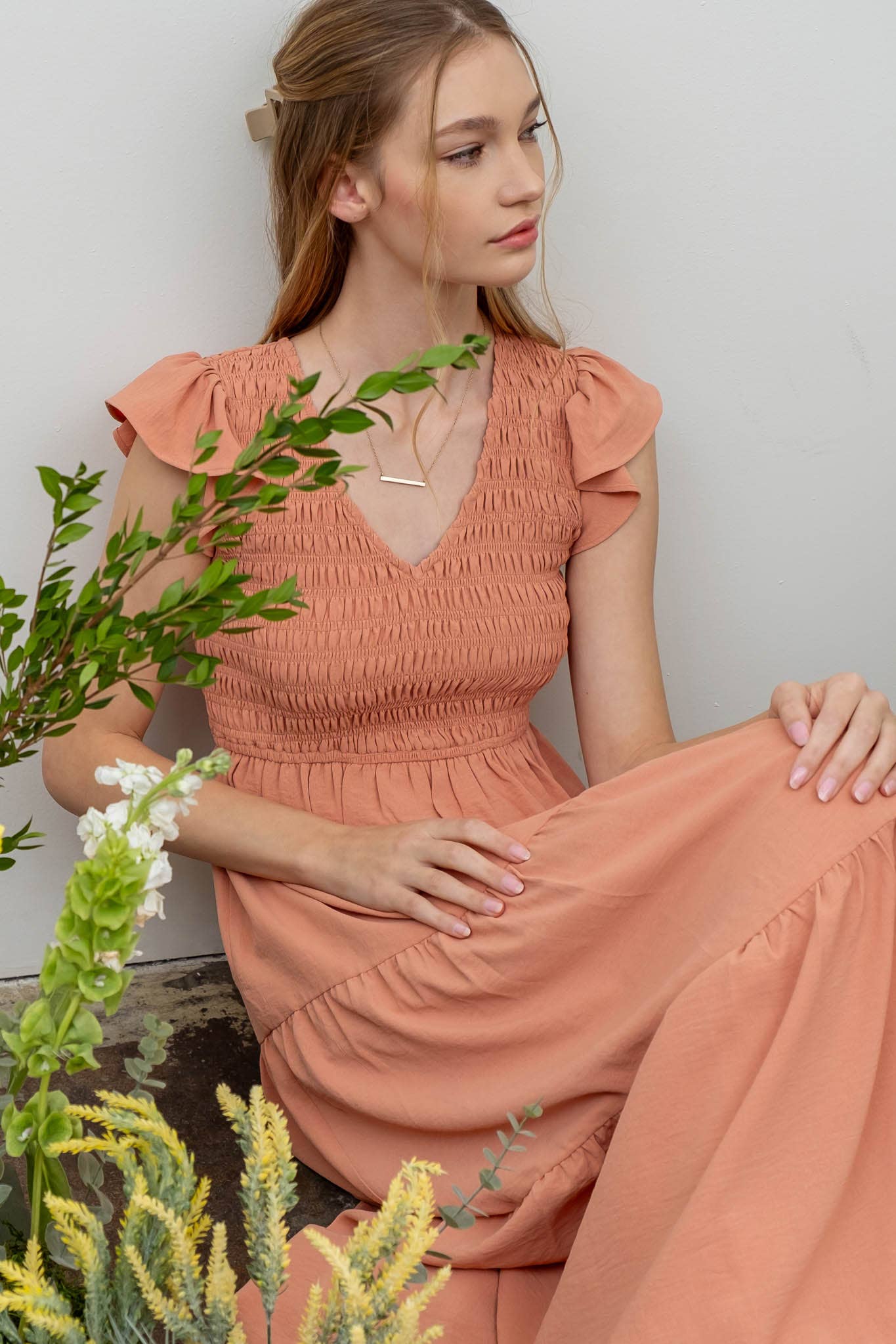 FLUTTER SLEEVE MAXI DRESS: KHAKI