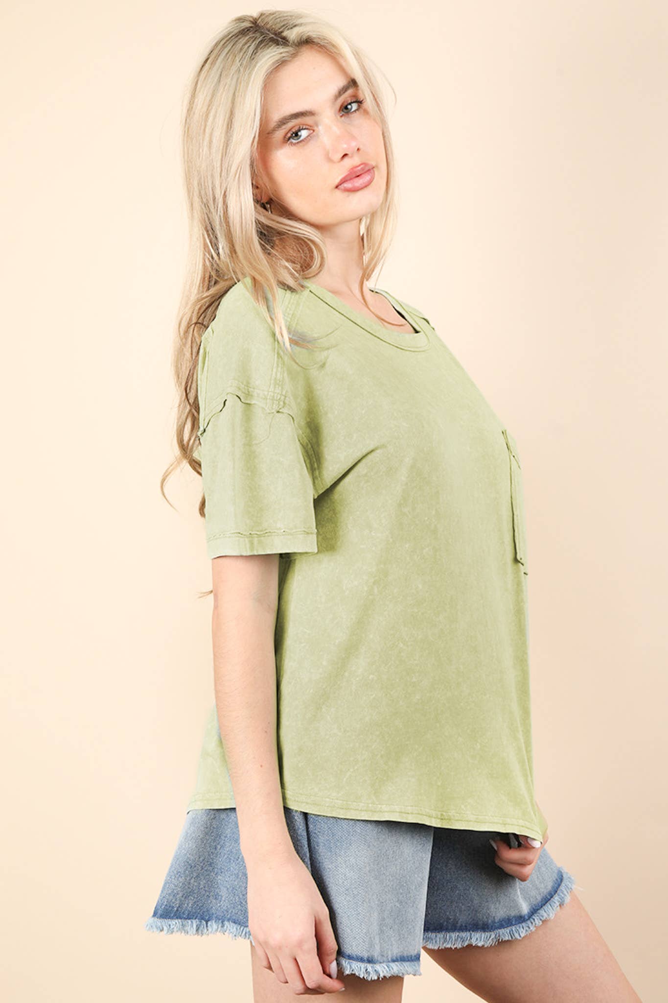 Mineral Washed Knit Top with Pocket white