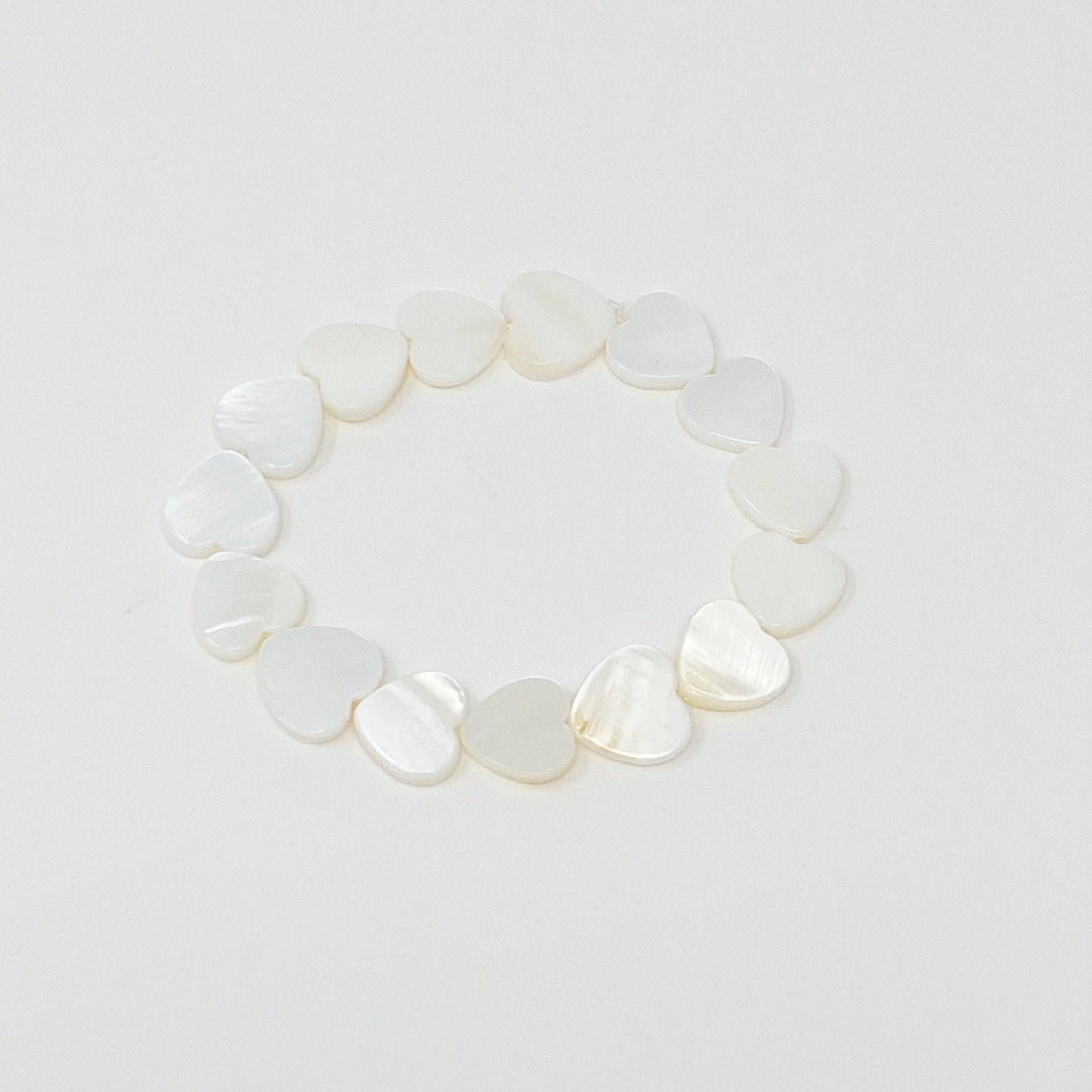 Shelly Heart Stretch Bracelet
