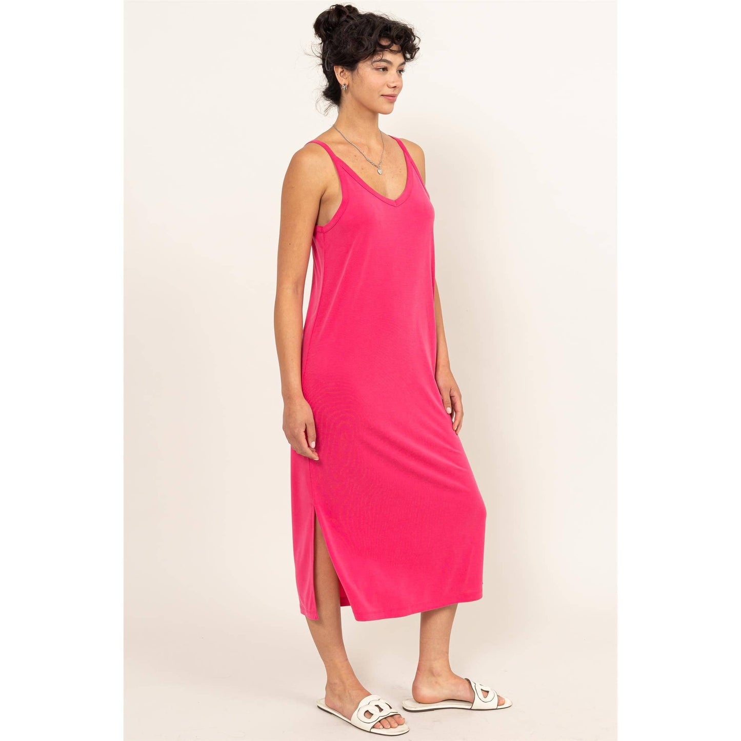DZ24C269-Soft V-Neck Midi Dress