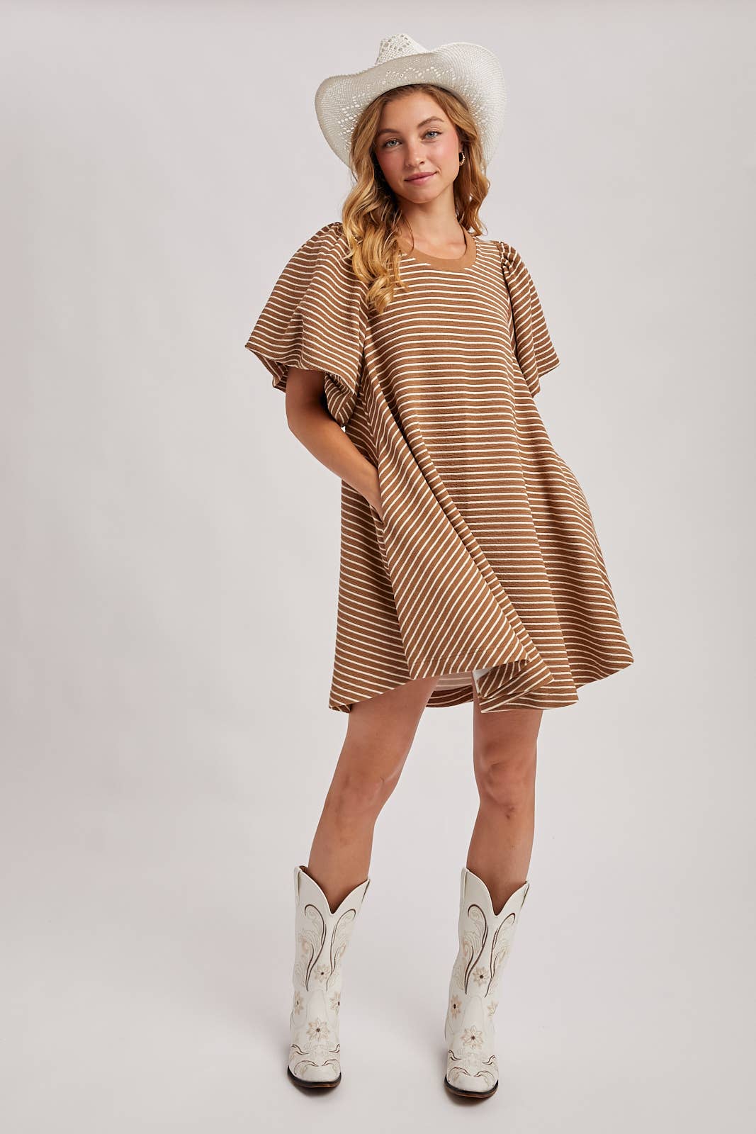 PUFF SLEEVES BILLOWY SILHOUETTE STRIPED DRESS
