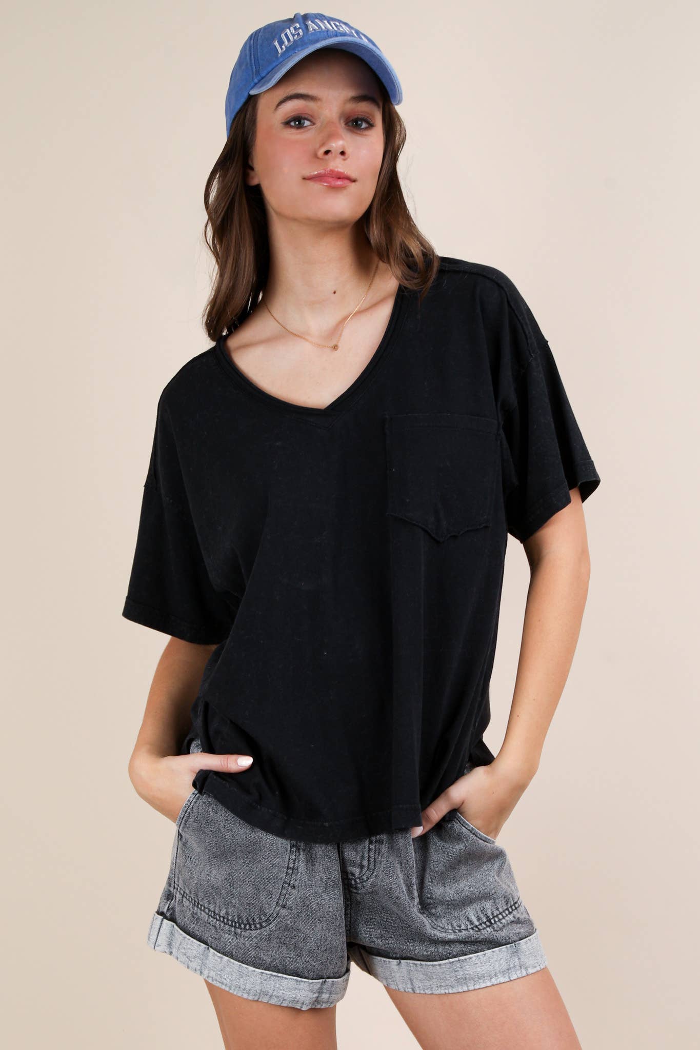 NT11966-Mineral Washed V-Neck Knit Top