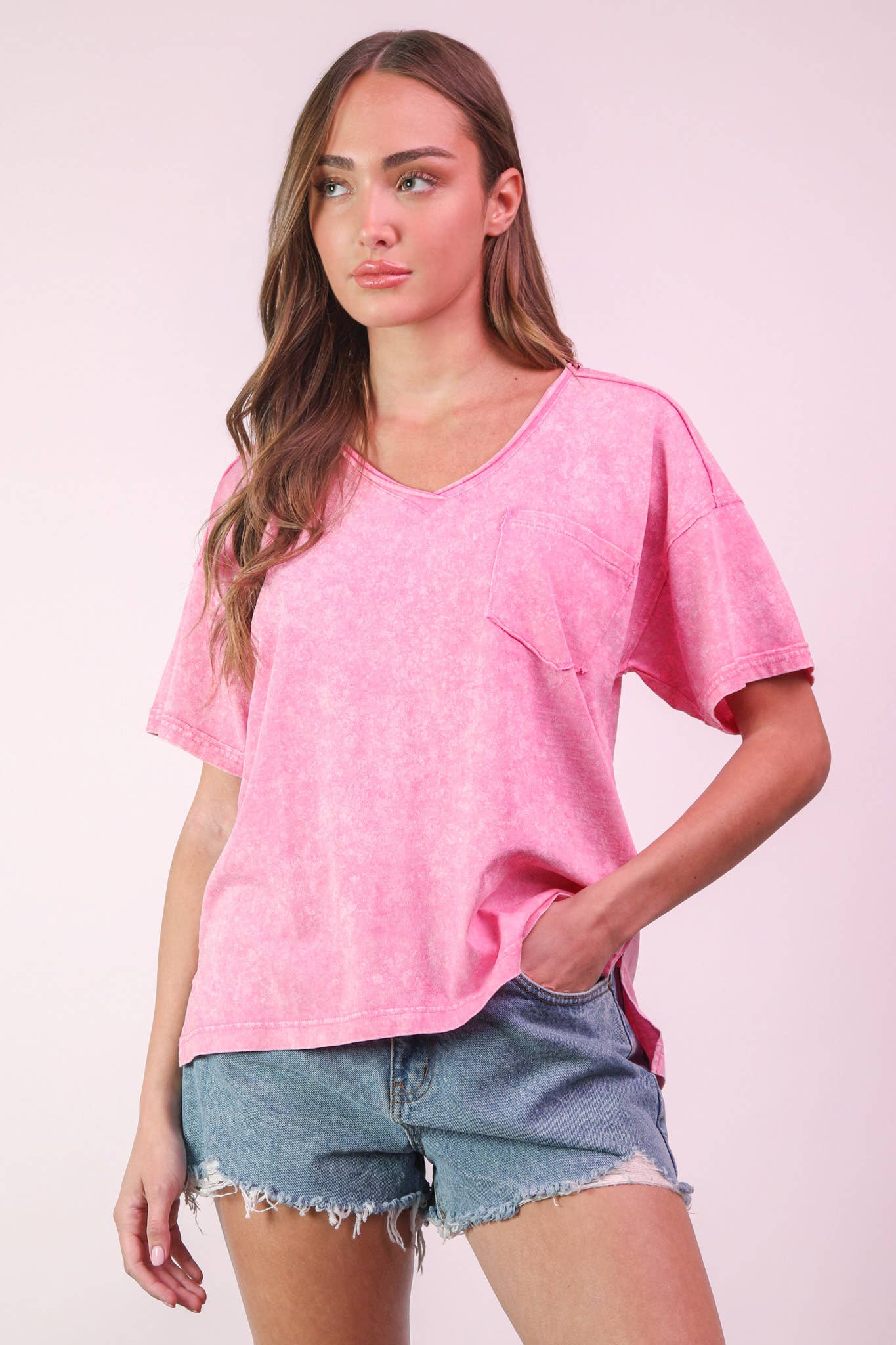 NT11966-Mineral Washed V-Neck Knit Top