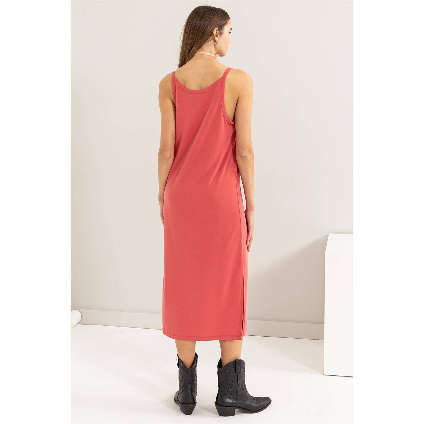 DZ24C269-Soft V-Neck Midi Dress