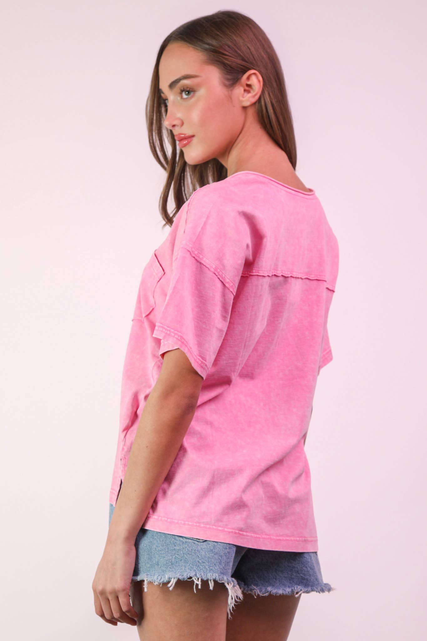 NT11966-Mineral Washed V-Neck Knit Top