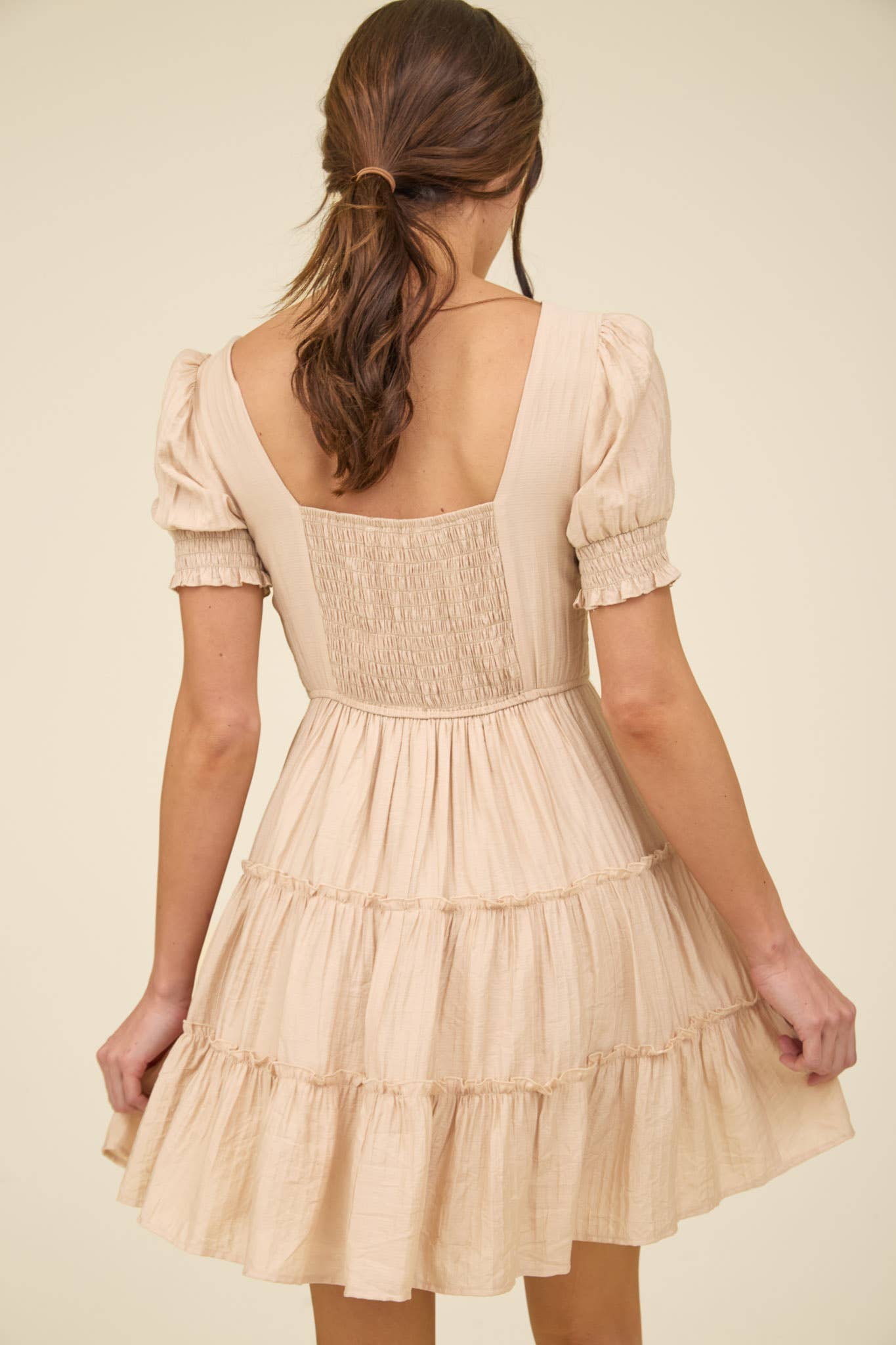 SQUARE NECK SMOCKED DETAIL TIERED MINI DRESS