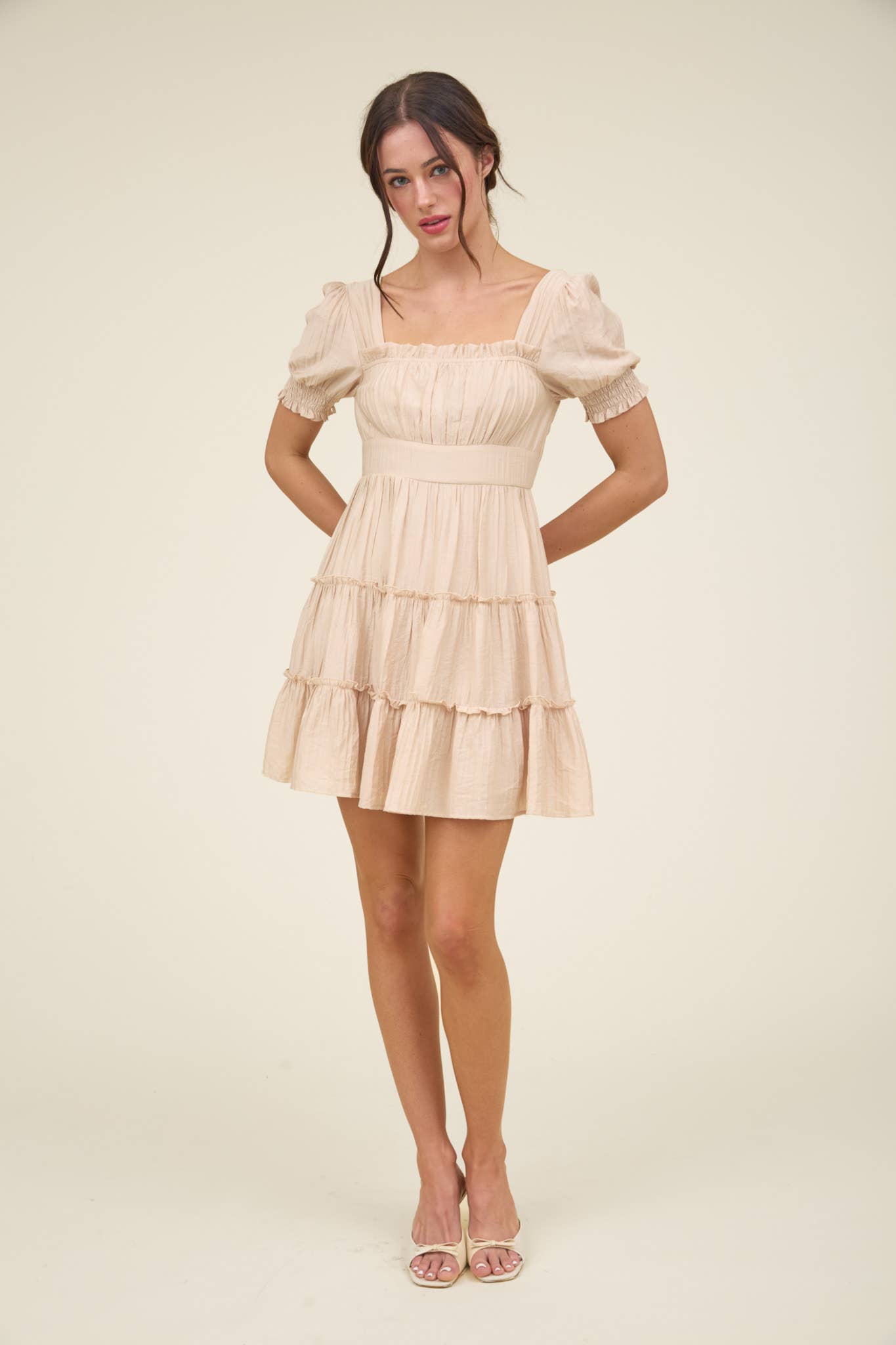 SQUARE NECK SMOCKED DETAIL TIERED MINI DRESS