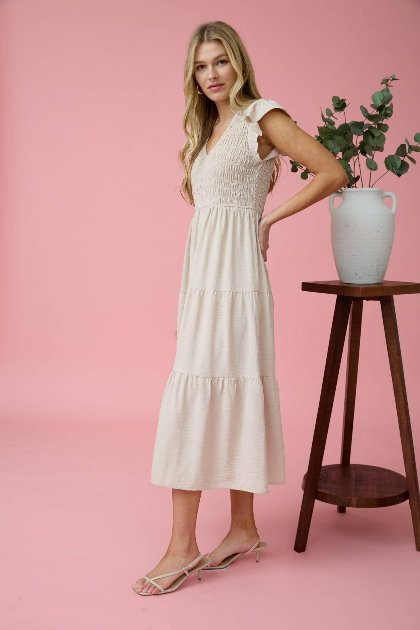 FLUTTER SLEEVE MAXI DRESS: KHAKI