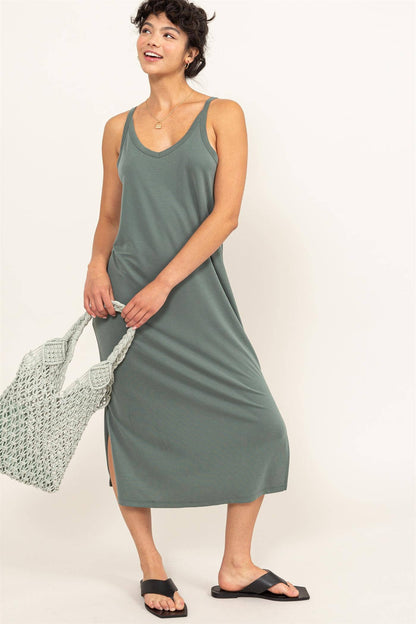 DZ24C269-Soft V-Neck Midi Dress