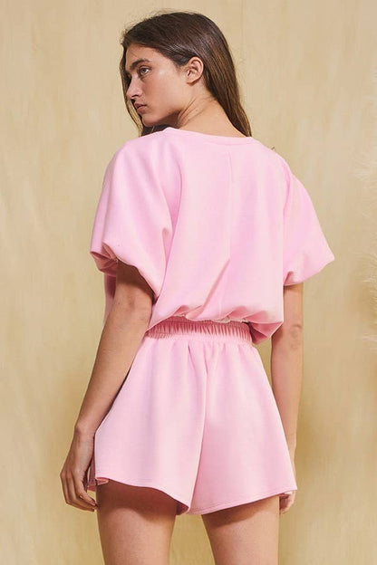 T2304A Scuba Bubble Hem And Sleeve Solid Crop Top
