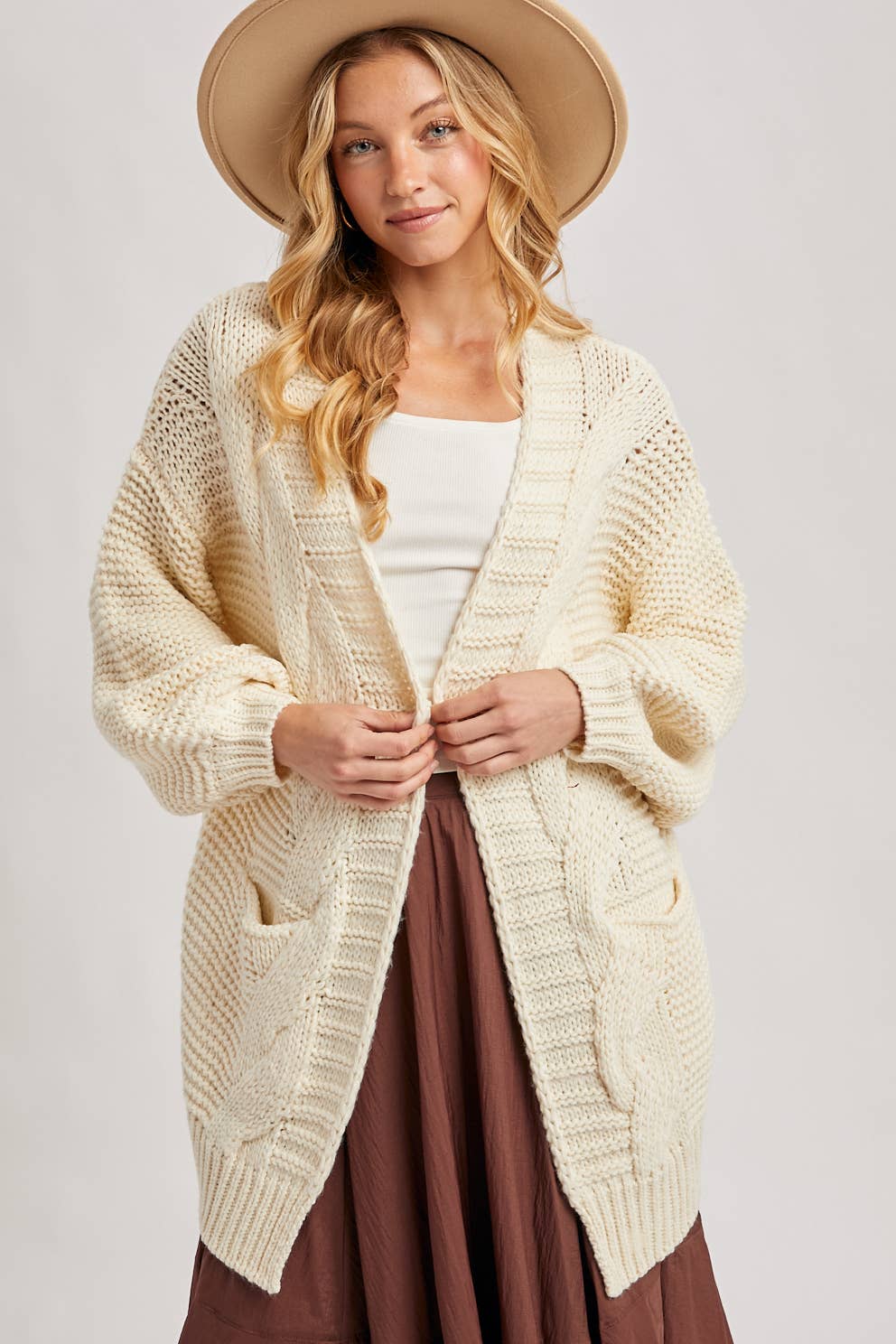 CHUNKY CABLE LANTERN SLEEVE CARDIGAN