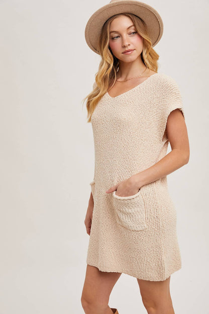 V-NECK KNIT SWEATER DRESS WITH POCKETS