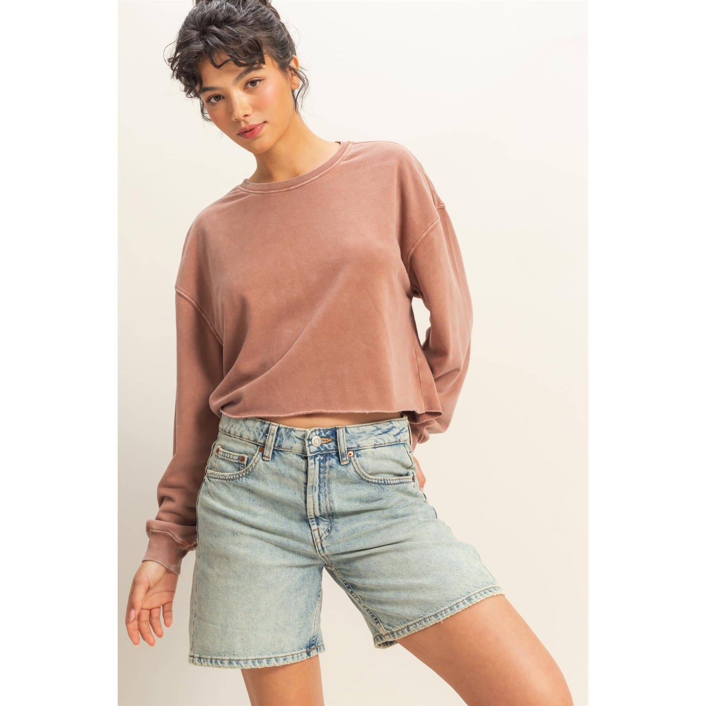 Mineral Washed Sweatshirt With Raw Hem