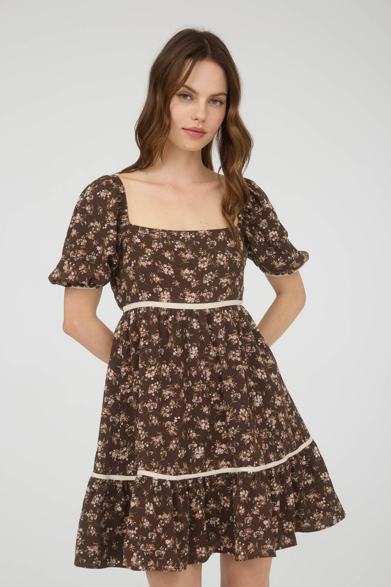 FLORAL CONTRAST TRIM DETAIL PUFF SLEEVES MINI DRESS: BURGUNDY MULTI