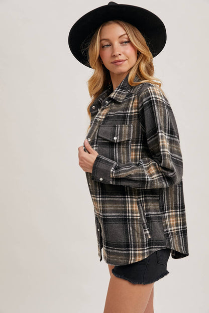 BUTTON DOWN PLAID SHACKET