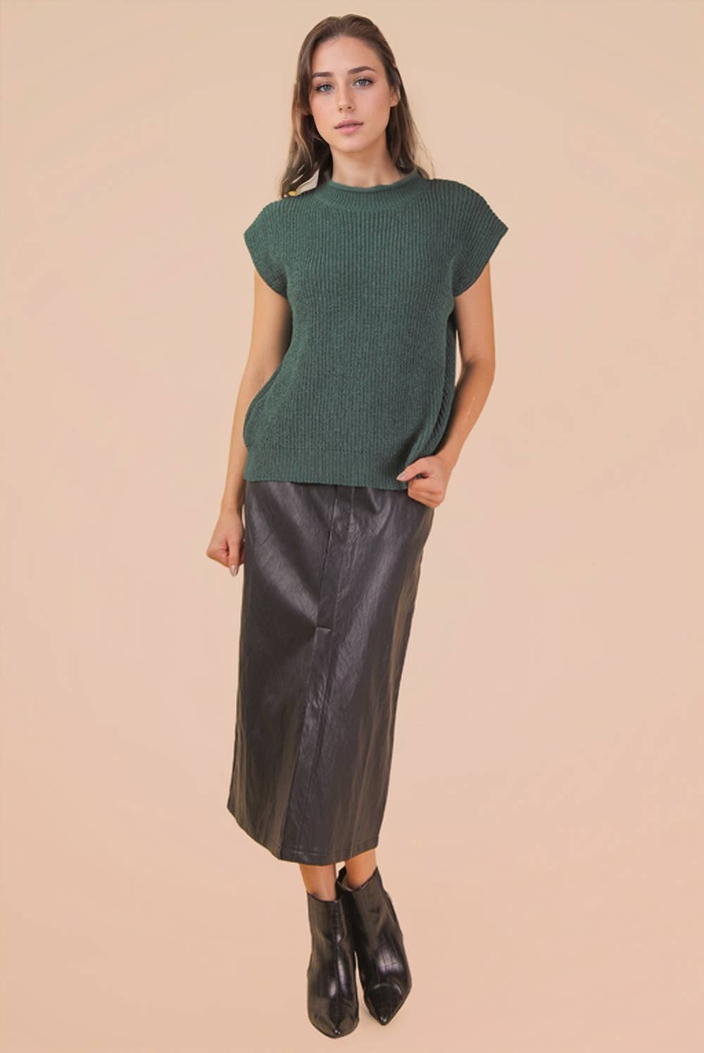 12W3112N-Oversized Soft Knit Sweater Vest Top