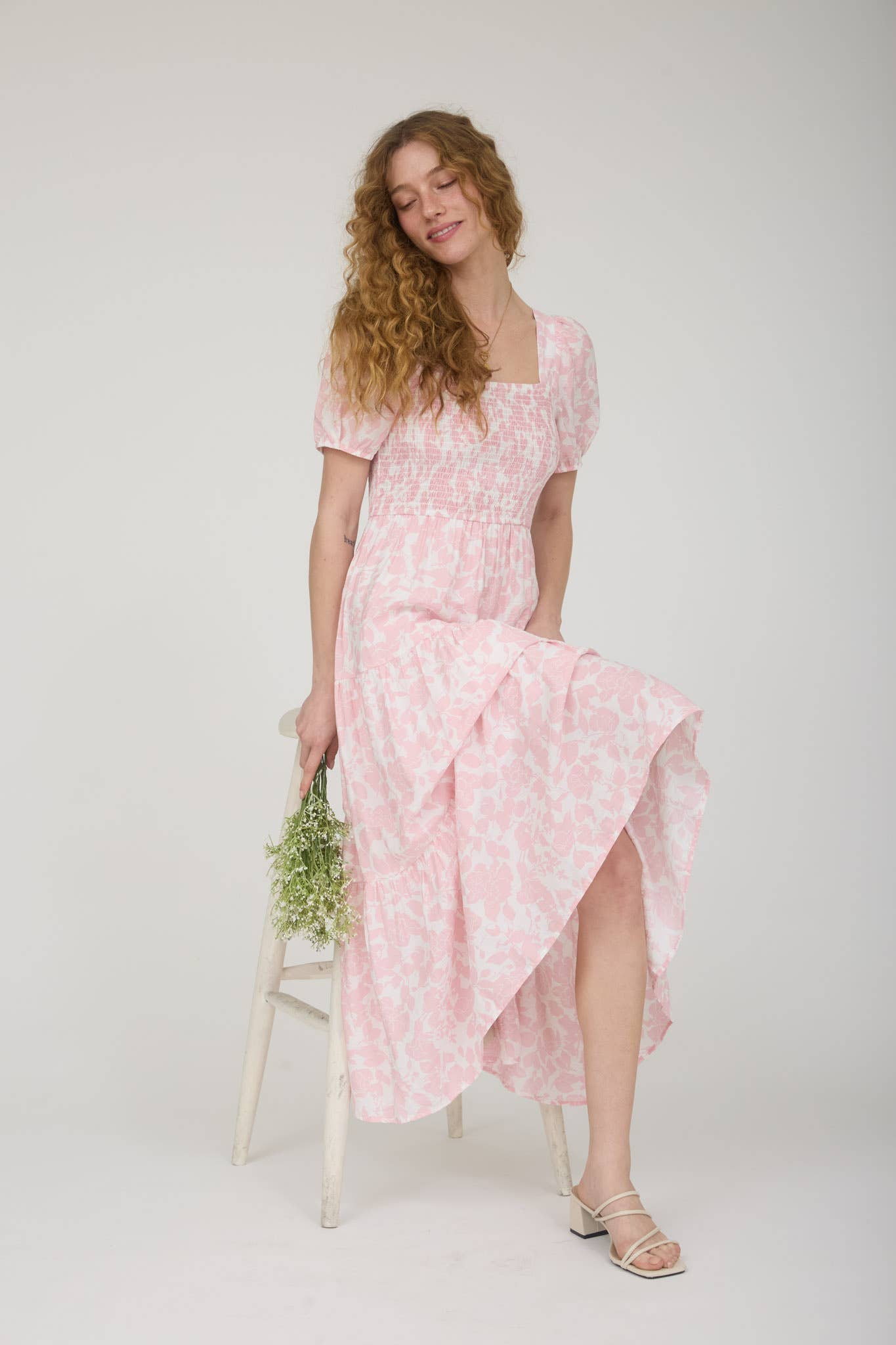 FLORAL PUFF SLEEVE SMOCKED TIERED MIDI DRESS