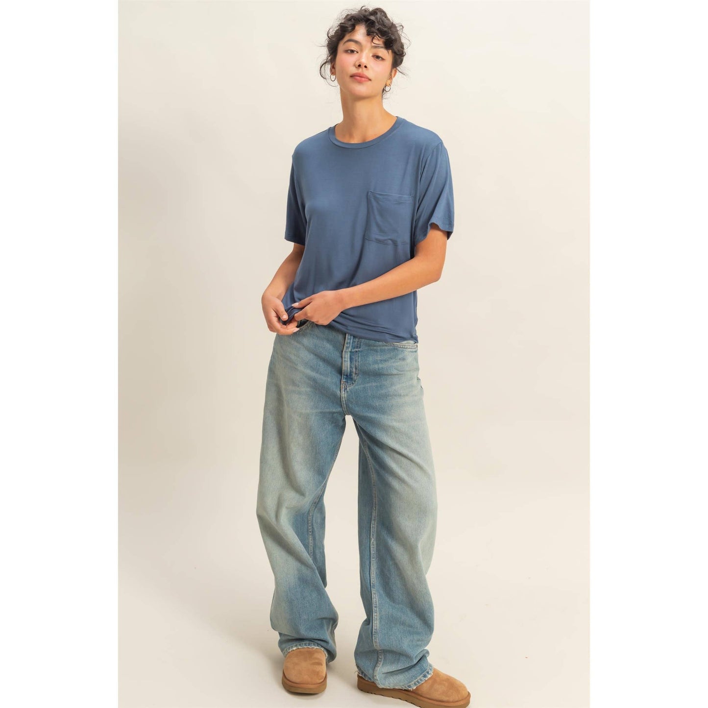 Classic Crew Neck Short Sleeve Pocket Top