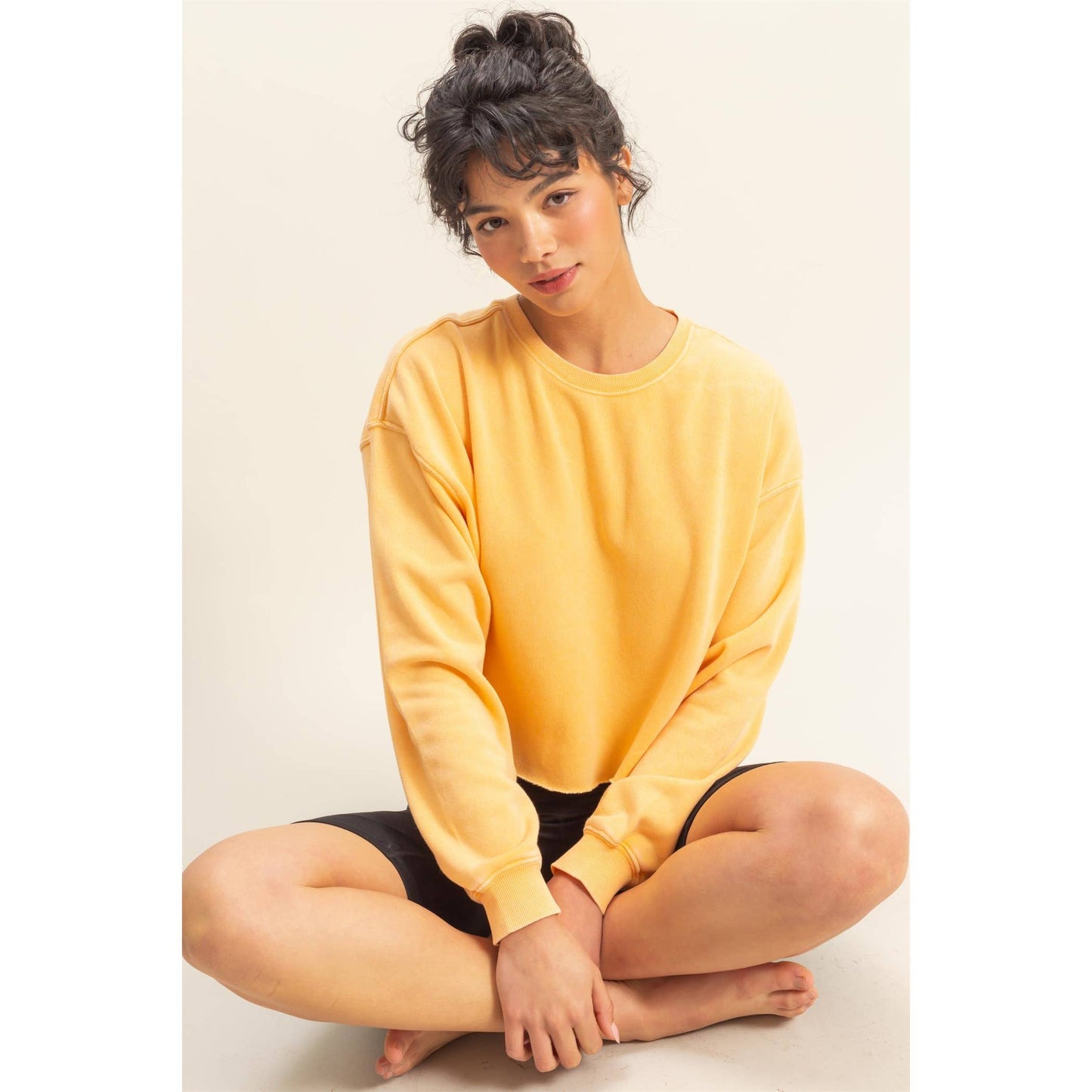 Mineral Washed Sweatshirt With Raw Hem
