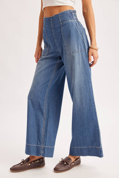 WIDE-LEG DENIM JEANS