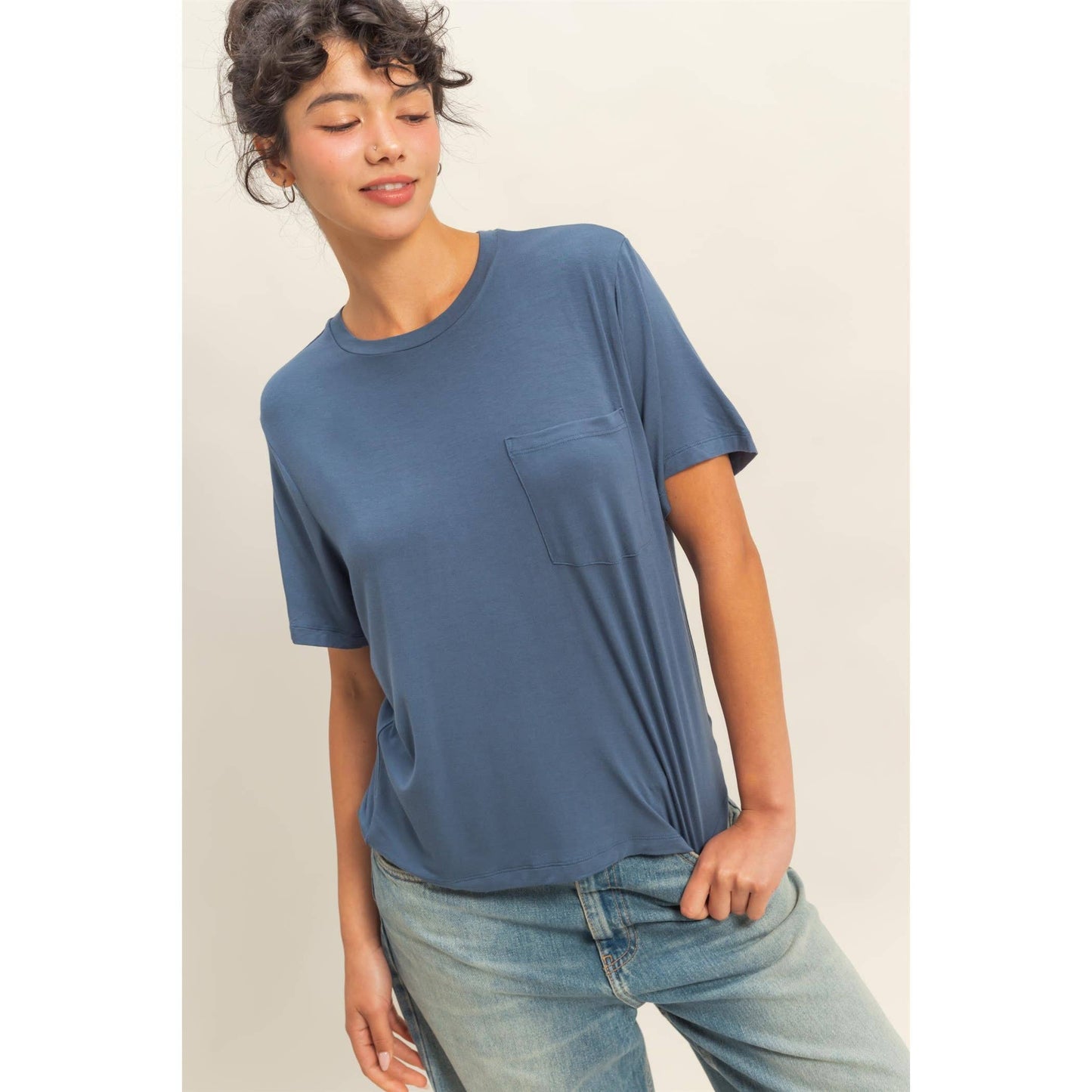 Classic Crew Neck Short Sleeve Pocket Top