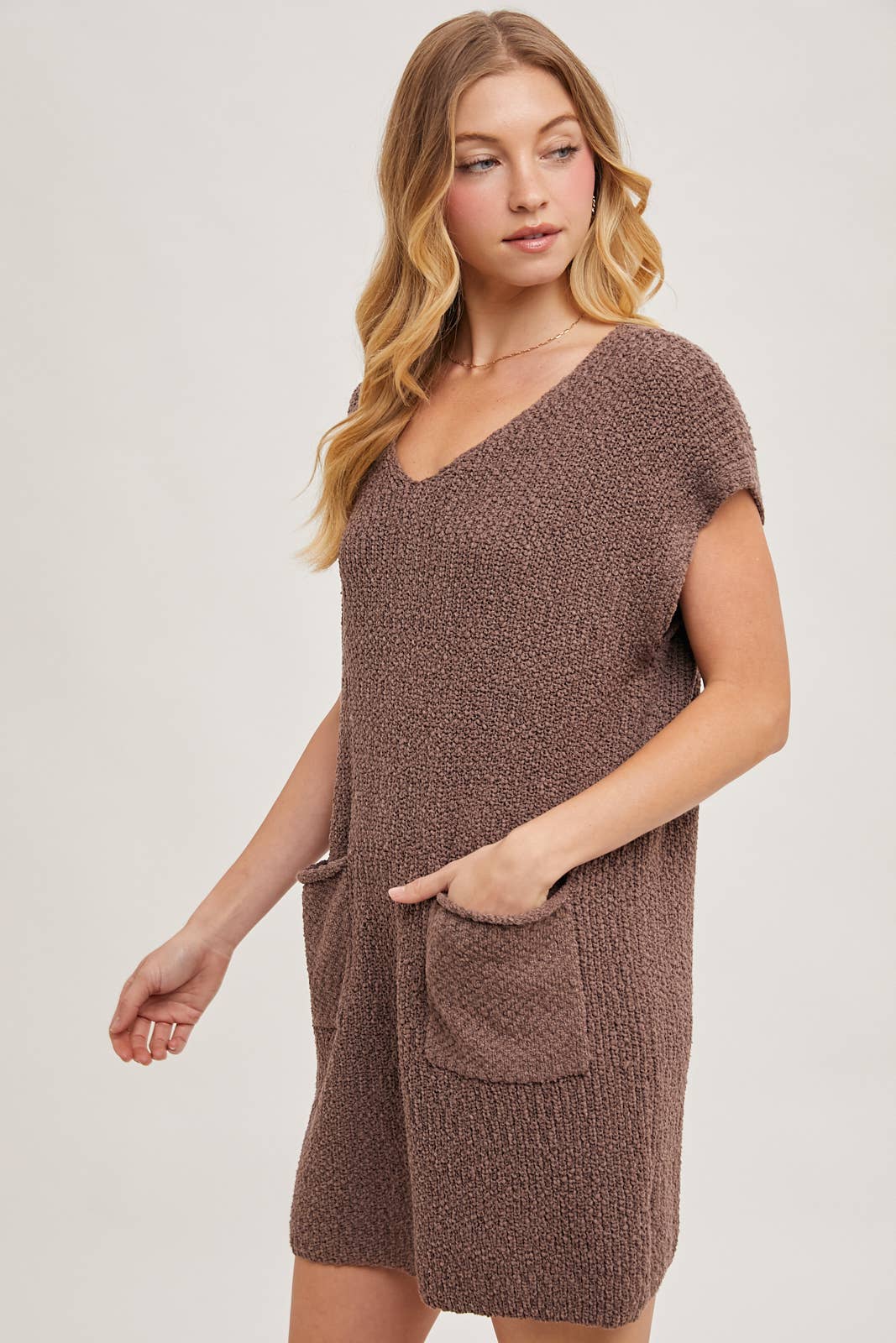 V-NECK KNIT SWEATER DRESS WITH POCKETS