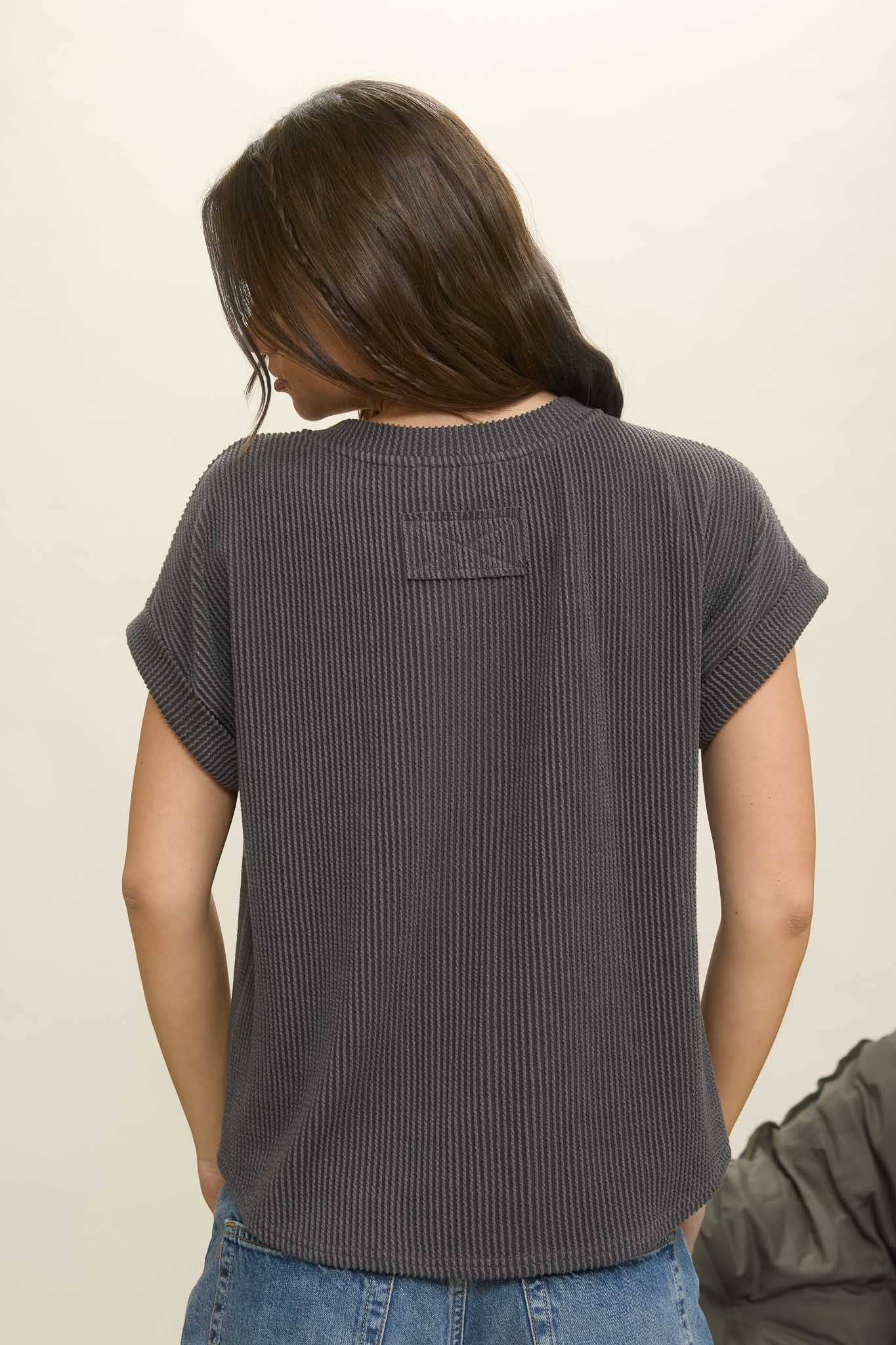 RIBBED CREW NECK SHORT CUFF SLEEVE KNIT TOP