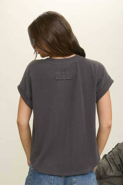 RIBBED CREW NECK SHORT CUFF SLEEVE KNIT TOP