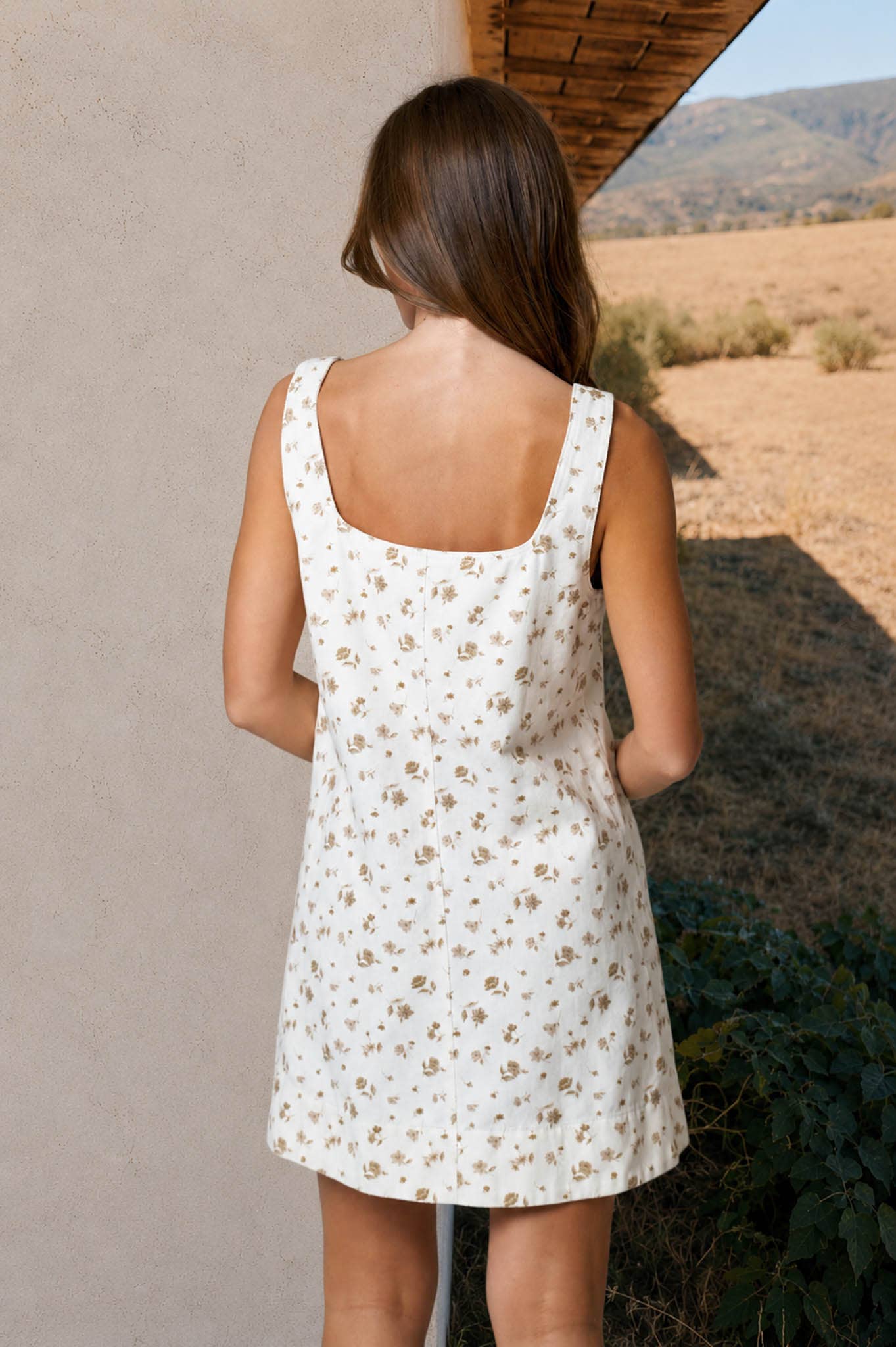 FLORAL FRONT SEAM SLEEVELESS DENIM MINI DRESS (PRE-ORDER)