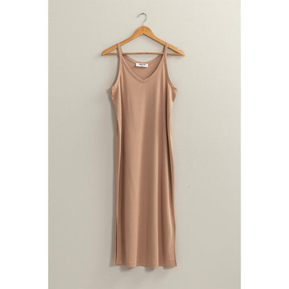 DZ24C269-Soft V-Neck Midi Dress