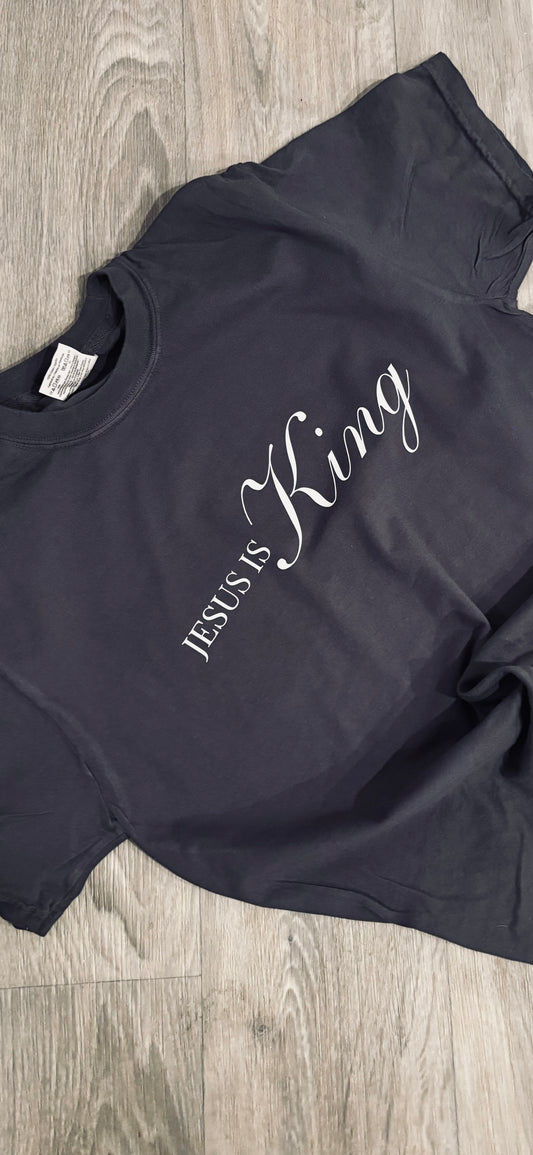 short sleeve tee shirt Jesus is King