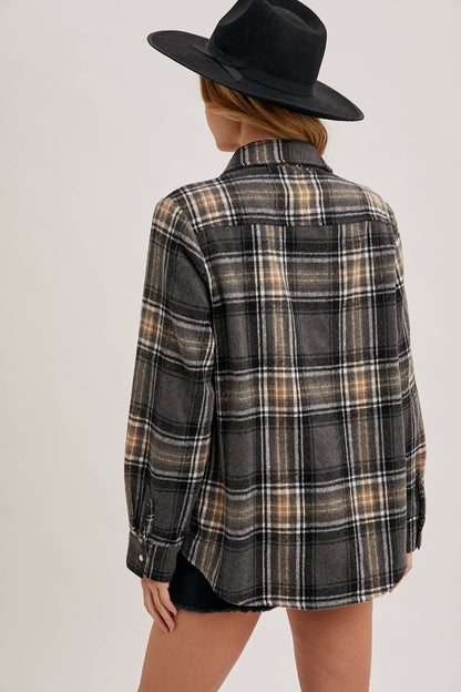 BUTTON DOWN PLAID SHACKET