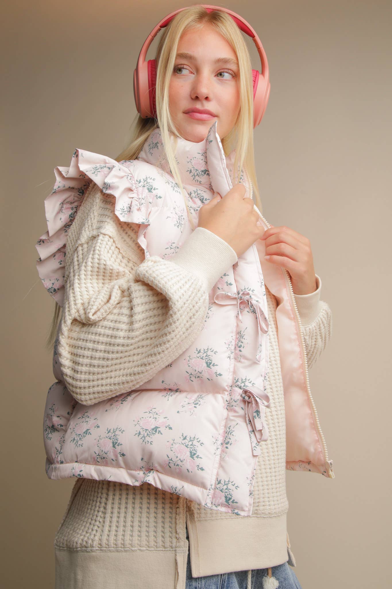 NJ90385-Front Bow Ruffle Sleeve Puffer Vest