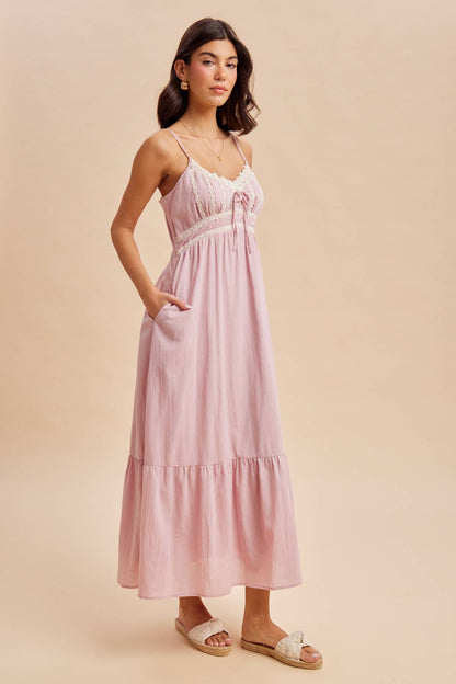 LACE DETAIL MAXI DRESS