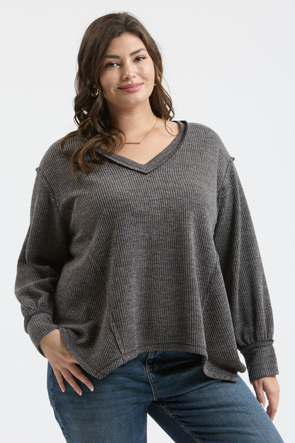 PLUS V NECK ASYMMETRICAL HEM LONG SLEEVE KNIT TOP