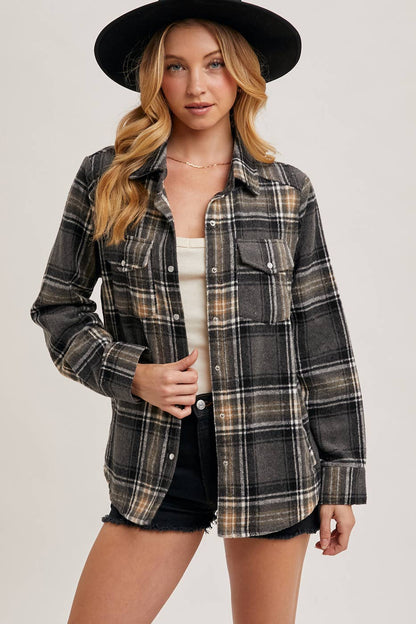 BUTTON DOWN PLAID SHACKET