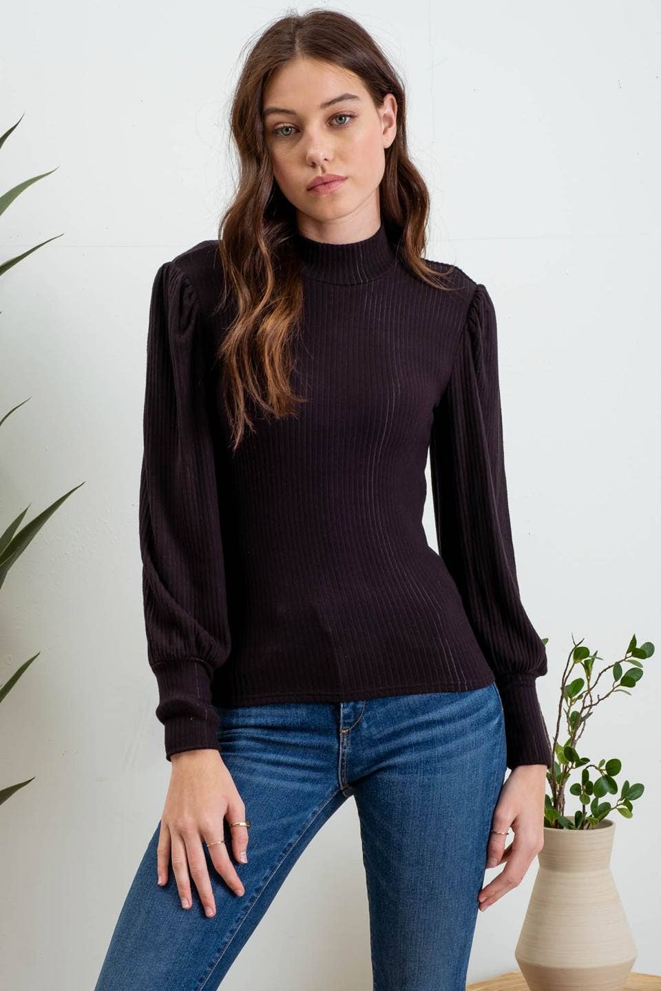 MOCK NECK LONG SLEEVE BACK BUTTON KNIT TOP