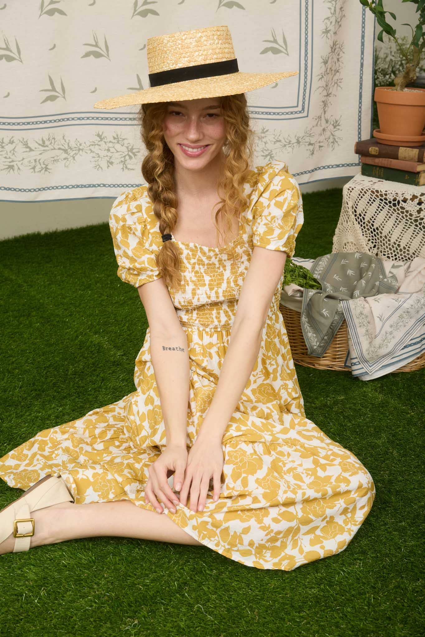 FLORAL PUFF SLEEVE SMOCKED TIERED MIDI DRESS