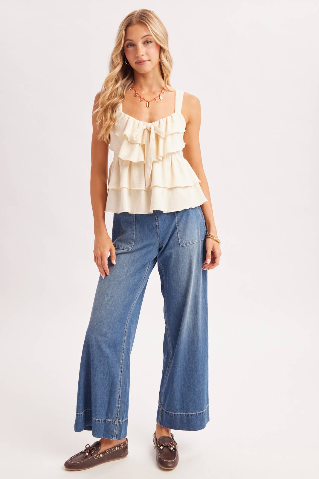 WIDE-LEG DENIM JEANS
