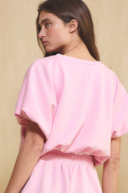 T2304A Scuba Bubble Hem And Sleeve Solid Crop Top